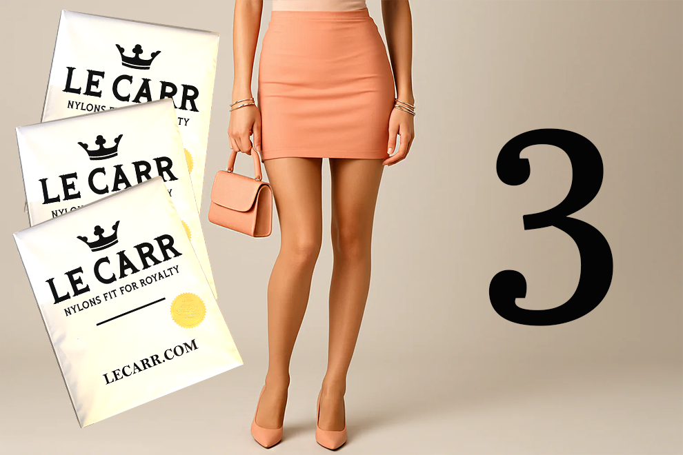 A model wearing a peach-colored mini skirt and holding a matching handbag, shown alongside three LE CARR nylon packaging bags and a large black number 3 on a beige background.